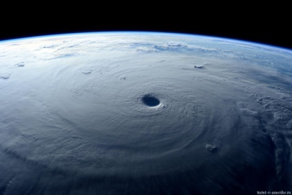 Tornado, tornádók, hurrikánok az Egyesült Államokban, egy turista