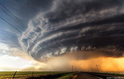 Tornado, tornádók, hurrikánok az Egyesült Államokban, egy turista