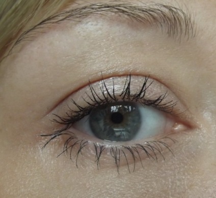 Stingeți culoarea cu mascara diorama de întuneric din recenziile dior