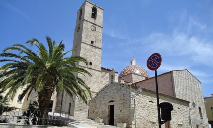 Totul despre vizitarea obiectivelor turistice și odihna într-un oraș fericit - sardinia