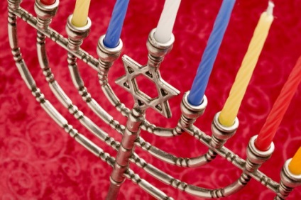 Hanukah este un festival evreiesc de lumină