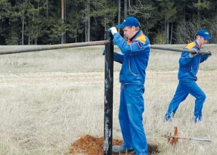 Kerítés csavaros cölöpök, hogyan kell telepíteni a kerítés telepítése cölöpök, szereléstechnika