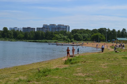 Căldura continuă! Unde să înotați în Solnechnogorsk și în zona înconjurătoare Lake Senezh