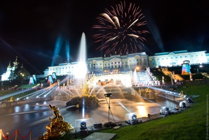 6 tipp, hogy látogassa meg a legjobb ünnep záró szökőkutak Peterhof