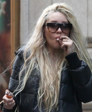 Amanda Bynes, apoi și acum, tendințe de modă, tendințe și stil de îmbrăcăminte 2018