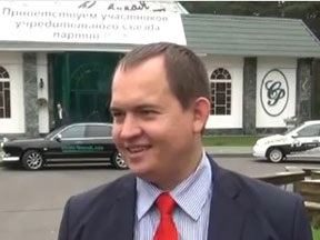 Andrew lepárlók piramis fél (felek) Andrew lepárlók piramissejteket fél