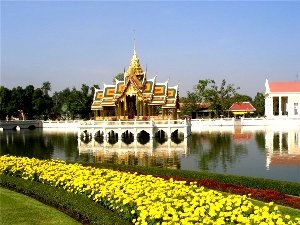 Ce turisti nu pot face in Thailanda