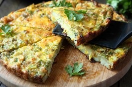 Spanyol frittata - recept fotókkal, hogyan kell elkészíteni egy finom házi (kartfoel a sütő) Spanyol frittata - recept fotókkal, hogyan kell főzni egy finom házi