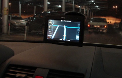 GPS navigator nexx nns-5010 posibilități maxime pentru bani minime - recenzii și teste