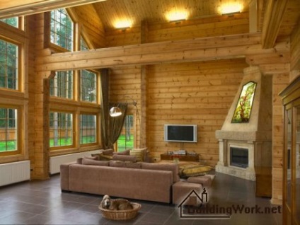 Interiorul unei case din lemn - lucrări de construcție