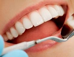 Istoria dezvoltării implantologiei dentare