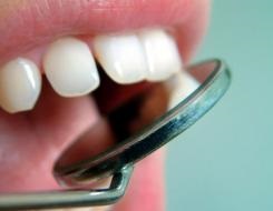 A történelem a fejlődés fogászati ​​implantológia