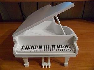Efectuarea unui sicriu sub forma unui pian mare - târg de maeștri - manual, manual