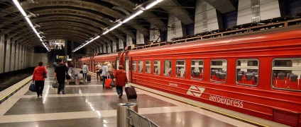 Hogyan juthat el Vnukovo Domodedovo ár egy taxi, busz Aeroexpress