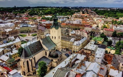 Cum pentru a ajunge la Lviv din Kiev orarul de trenuri, avioane, autobuze, microbuze