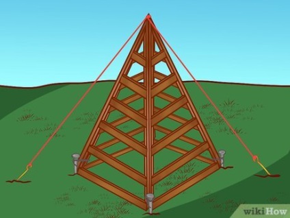 Cum se construiește o grădină din lemn sub forma unei piramide