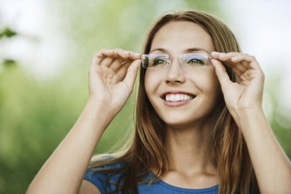Cum să alegeți cadrul pentru ochelari