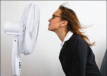 Cum să scăpați de căldură într-un birou fără aer condiționat