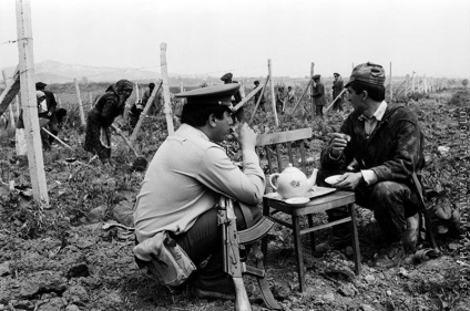 Cum Karabakh a luptat cu fotografii rare din anii '90 - știri ale politicii