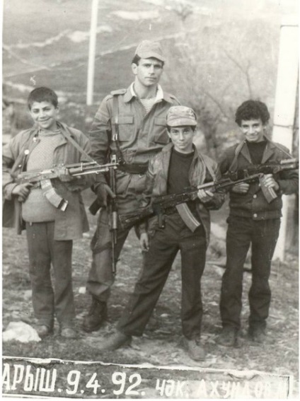 Cum Karabakh a luptat cu fotografii rare din anii '90 - știri ale politicii