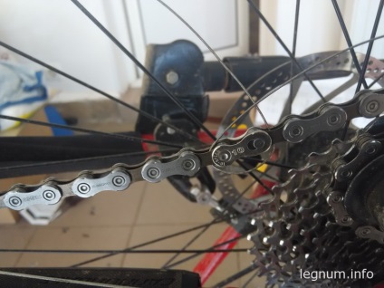 Cum să înlocuiți lanțul de biciclete shimano cn-hg54 deore, 