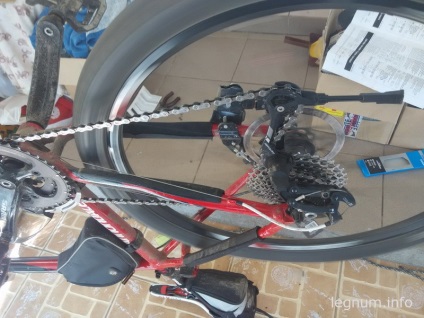 Cum să înlocuiți lanțul de biciclete shimano cn-hg54 deore, 