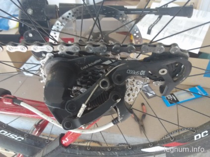 Cum să înlocuiți lanțul de biciclete shimano cn-hg54 deore, 