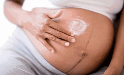 Cremă de corp pentru femeile gravide hidratante, de la vergeturi, cu propriile mâini, recenzii