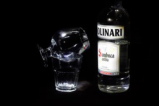 Cetatea Sambuca și proprietățile sale utile