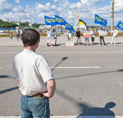 Ldpr din Cheboksary și-a exprimat protestul împotriva acțiunilor ilegale ale companiei de către compania er-telecom - 21 de regiuni -