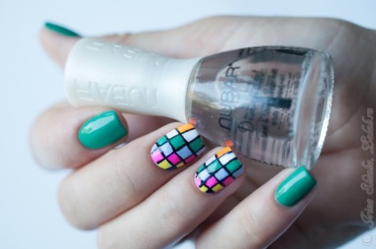 Manichiura Rubik's Cube produse nubar -