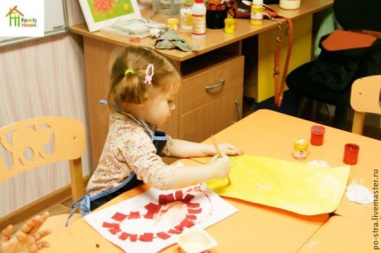 Maestru de cărți poștale de clasă cu copiii de la 3 ani - târg de meșteșugari - manual, manual