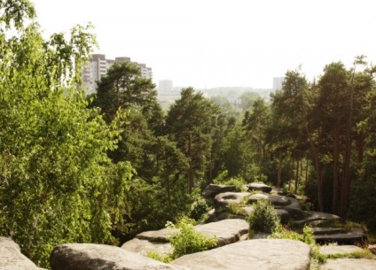 Megalitele din Ekaterinburg - corturi de piatră din Lacul Shartash