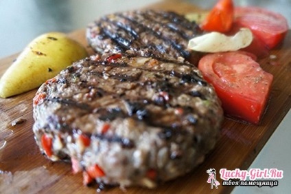 Carne în albaneză din rețete de porc pentru pregătirea mâncărurilor delicioase