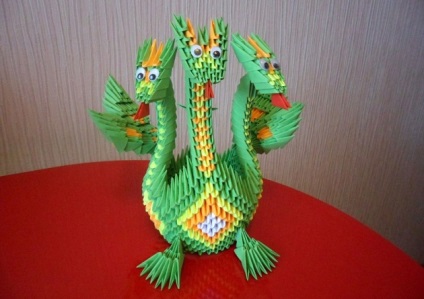 Anul nou dragon din module origami