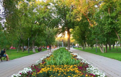 Parcul Perovsky din Moscova este cel mai bun loc pentru a vă relaxa în zona dvs.