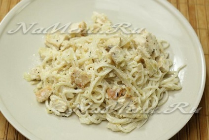 Paste - carbonara, reteta cu pui si smantana