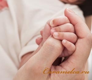 Primul masaj pentru un nou-născut