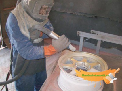 Sandblasting de caroserie din metal si plastic