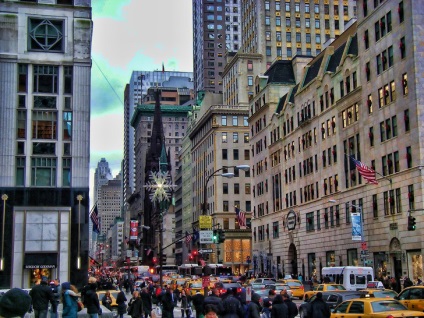 Fifth Avenue (5th Avenue), New York - o 