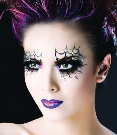 Cinci make-up-uri pentru Halloween, pe care le poți desena într-un creion - cumpăr