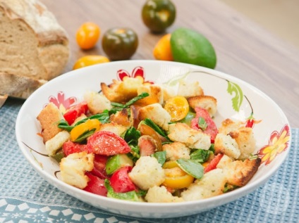 Saláta ropogós zsemlemorzsával paradicsommal és avokádó ( „Pro100 konyha” június 3), receptek,