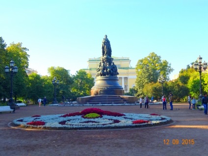 Arată fântâni de închidere în Peterhof sau un weekend în St. Petersburg 12-13 septembrie 2015 -