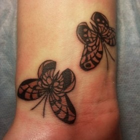 rovar tetoválás