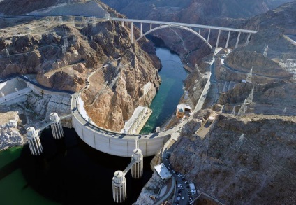 Un Hoover Dam unic, sau barajul Hoover