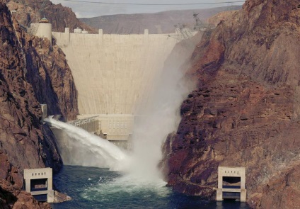 Un Hoover Dam unic, sau barajul Hoover