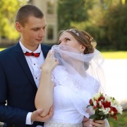 Valeria Kolomoets - esküvői frizurák leírás, fényképek, értékelések