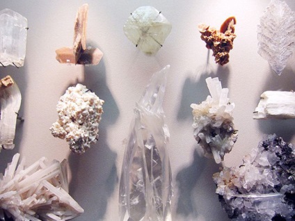 Tipurile de cristale și soiul lor, gemstone