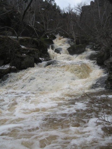 Cascada gadelsha, principalele, locuri, lângă foc