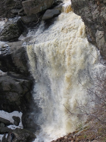 Cascada gadelsha, principalele, locuri, lângă foc